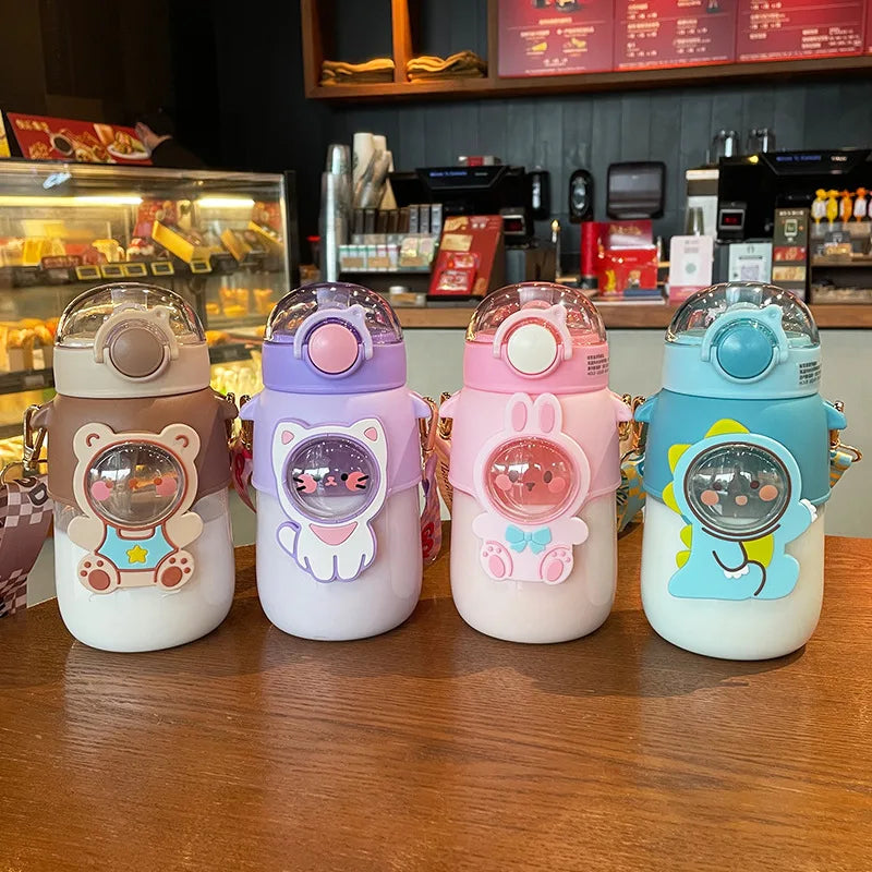 Cute Teddy Look Water Bottle with Lid Straw (700 ml)